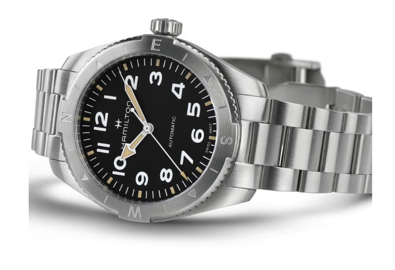 hamilton-swiss-made-automatik-uhr-schwarzes-zifferblatt-quer-glasboden-juwelier-risch