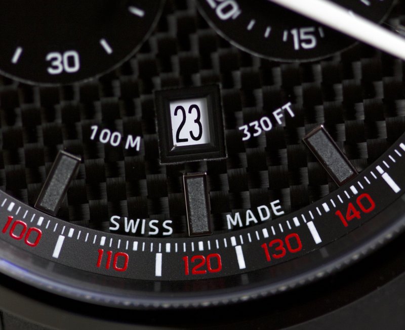 Zifferblattausschnitt mit Datumsfenster des schwarzen Carbonzifferblattes
von EDOX Uhr
Uhrreferenz: 10302-37N-NIN