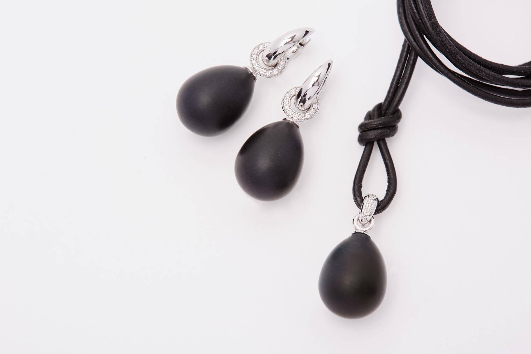 Schwarze Jade Einhänger für Creolen