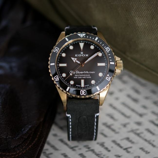 SkyDiver - Military Bronze Limited Edition 555 pieces