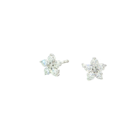 Brillanten-ohrstecker-weissgold-18k-liegend-juwelier-risch