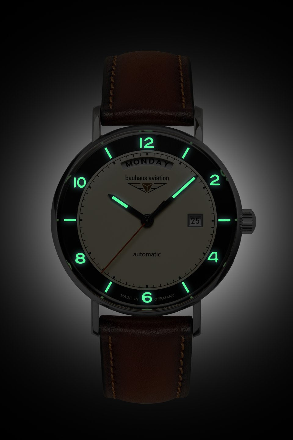 Bauhaus Aviation 2462-2, Automatik