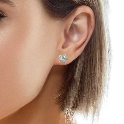 Frauenohr-Brillanten-ohrstecker-weissgold-18k-juwelier-risch