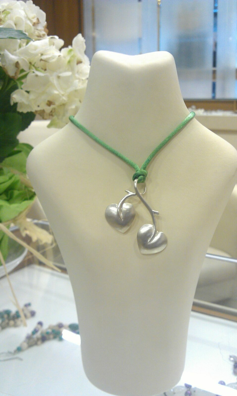 seelaub-silber-auf seidenband-juwelier-risch